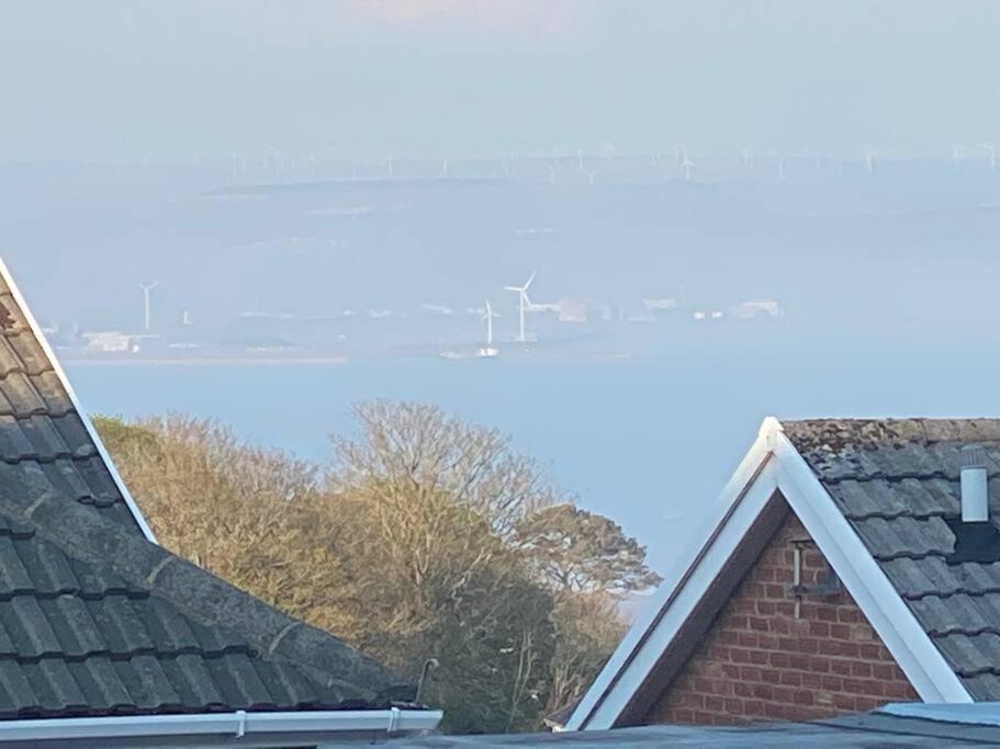 Luxury Mumbles View Studio Apartment Swansea Esterno foto